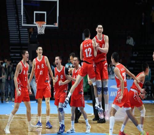 深圳青年男籃，從留寸頭開始