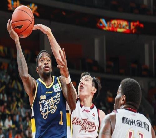 CBA積分榜最新排名出爐！上海掀翻廣廈沖上第1：廣東第3遼寧第10
