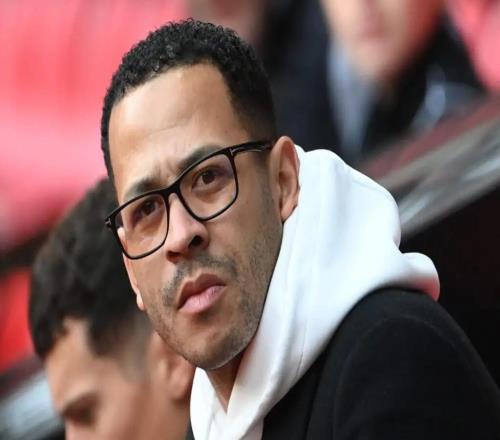 TA：罗塞尼尔曾给德拉普进行过一对一指导，帮助他恢复自信心