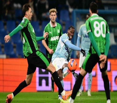 尤文30薩索洛戴維一傳一射