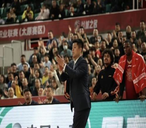 潘江：張寧多次要求上場，但我們謹(jǐn)慎考慮傷情拒絕了他的請求