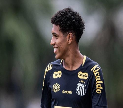 羅馬諾：熱刺與桑托斯后衛(wèi)索薩達成個人協(xié)議，很快提交新報價