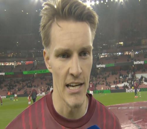 厄德高：有望領(lǐng)先8分我們必須專注于自己我現(xiàn)在感覺很好