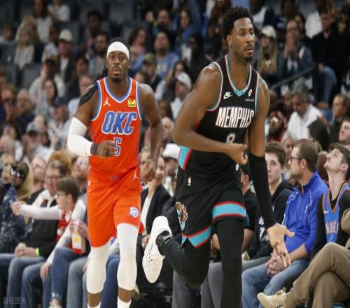 亞歷山大不打，殘陣?yán)做?人20+，21分大逆轉(zhuǎn)，灰熊擺爛俯沖狀元簽