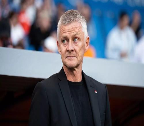 羅馬諾：曼聯(lián)已與索爾斯克亞及卡里克會(huì)面，下周官宣臨時(shí)主帥