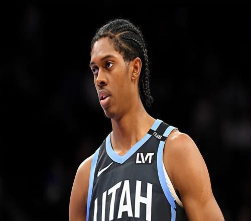 面對(duì)獨(dú)行俠難得打出攻守兼?zhèn)涞谋憩F(xiàn)，爵士鋒線新星還能搶救一下