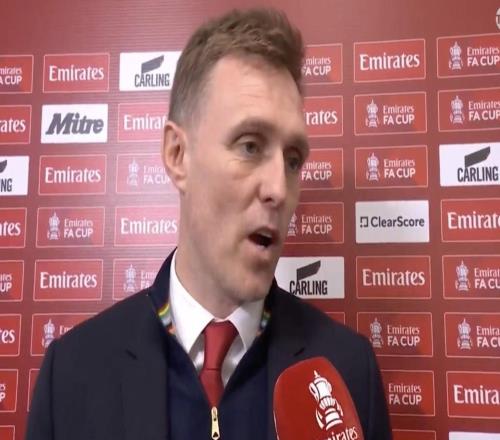 弗萊徹：梅努場(chǎng)下不太表露情緒卡塞米羅會(huì)在需要時(shí)上場(chǎng)