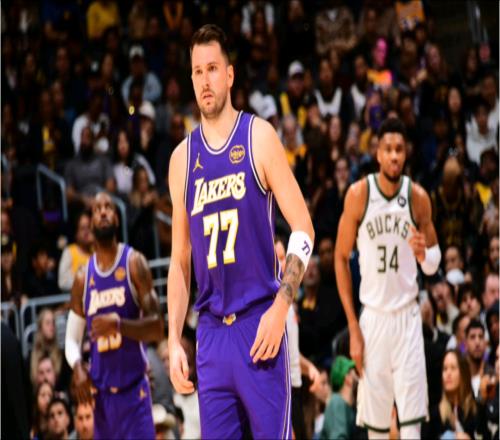 98117！這是湖人關(guān)鍵時刻的改變，除了雄鹿，他們最后5分鐘無敵