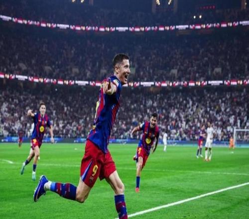 自加盟巴薩以來(lái)，萊萬(wàn)在每年的西超杯決賽均取得進(jìn)球