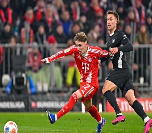 太残暴！德甲领头羊踢疯了：狂轰8球，冠军恐无悬念