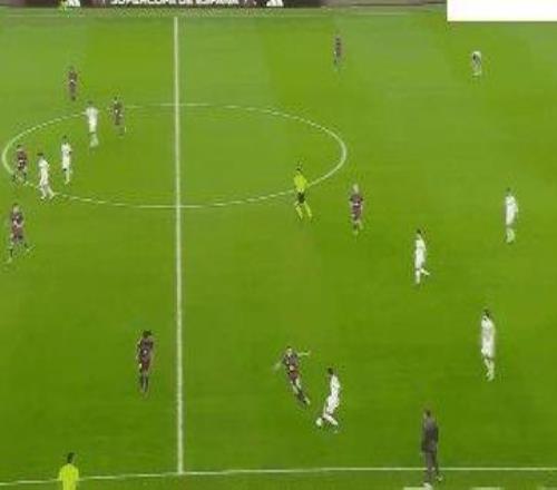 【西超杯】拉菲尼亞雙響，巴薩3比2勝皇馬，奪得冠軍