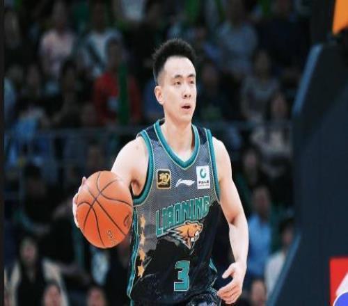 趙繼偉通過體測，13日主場對陣青島復出上海隊準備裁掉弗格