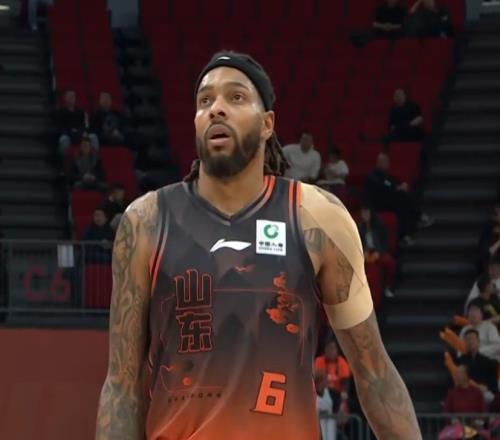 山東男籃擊敗吉林豪取七連勝，珀塞爾狂砍38分，三節(jié)打卡下班