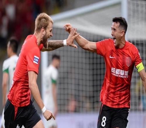 萊切特可能跟蓉城續(xù)約失敗，魯能可以考慮撿漏引進，值得期待