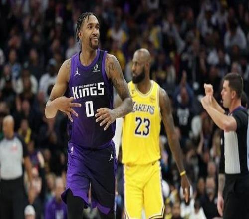 國(guó)王主帥：蒙克的8次助攻讓人印象深刻他是本場(chǎng)最佳球員