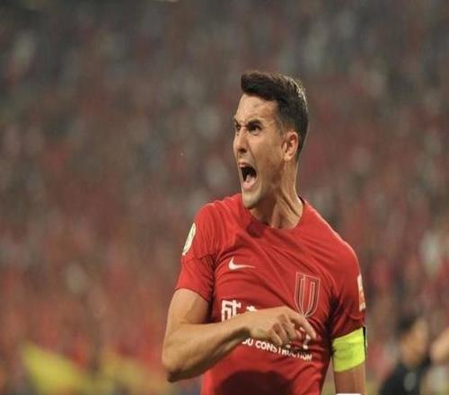 向隊(duì)長(zhǎng)告別！周定洋效力成都蓉城經(jīng)典瞬間