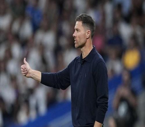 阿斯：夏窗錯(cuò)過蘇比門迪后，阿隆索常向身邊人抱怨缺中場(chǎng)核心