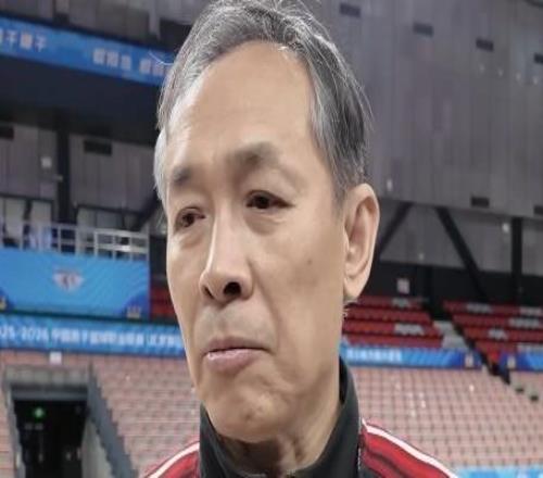 許利民：球隊(duì)有專(zhuān)人幫助趙睿訓(xùn)練和恢復(fù)，塔瑞克已經(jīng)跟隊(duì)訓(xùn)練