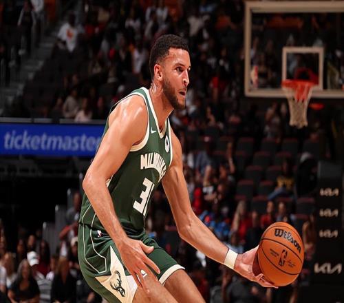 發(fā)展聯(lián)盟狂砍42分，雄鹿接下來(lái)會(huì)給雙向合同內(nèi)線新星多些機(jī)會(huì)嗎