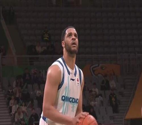 遼籃被黑馬狂虐16分！楊鳴輸?shù)锰锴?，新?投1中堪稱大水貨