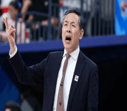 勝江蘇發(fā)布會(huì)！許利民多次點(diǎn)出自我問(wèn)題，曝斯佩爾曼肌肉不適！