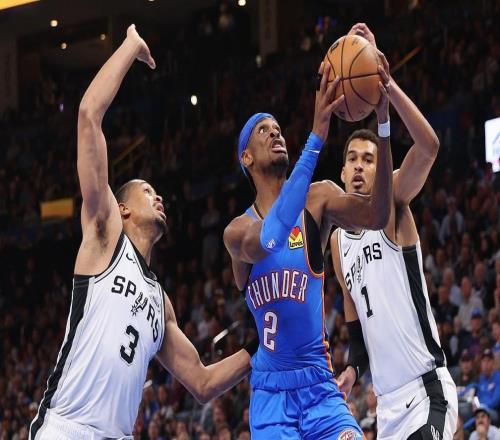 不容易，雷霆賽季第四戰(zhàn)馬刺終于取勝