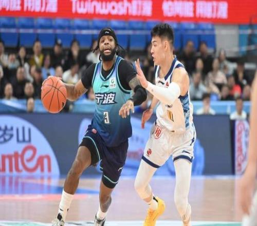 CBA排名大變天！廣東升第二，2大黑馬瘋狂攪局，遼寧山西難兄難弟