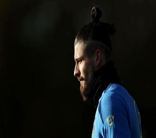 意天空:罗马先租后买报价德拉古辛,莱比锡则在谈永久转会