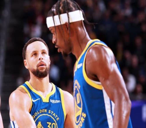 勇士126113尼克斯！无解的不是赢球，是库里评价巴特勒，有3重点