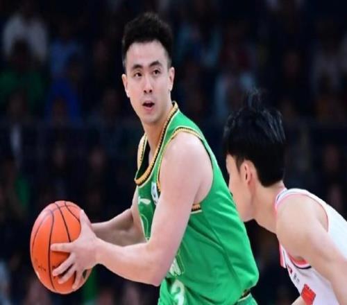 遼寧官方：趙繼偉今日戰(zhàn)新疆迎賽季首秀，此前因肌肉拉傷一直缺席