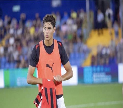 记者：米兰二队队长杜楚加盟布加勒斯特迪纳摩，米兰有50%分成