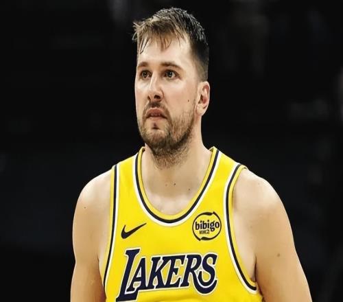 湖人117135黄蜂4坏消息！防守资源+雷迪克布置拉胯，替补没能力