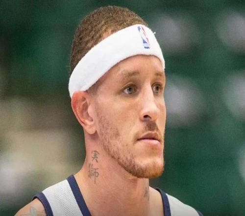 怎么又進(jìn)去了美媒：前NBA后衛(wèi)德隆特韋斯特因涉嫌搶劫被捕