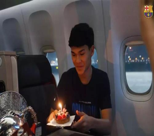 每体：德罗认为自己无法在巴萨真正取得成功，所以提出离队