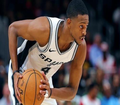 火箭拿小史密斯换马刺的福克斯交易各取所需两队会同意吗