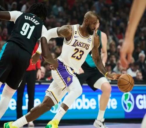 湖人输麻了！过去6场比赛1胜5负，他们已沦为西部第六！