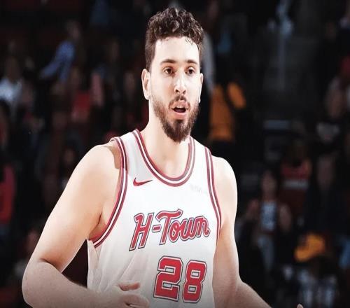 火箭2将弊端凸显！申京无三分影响进攻，谢泼德大漏勺影响流畅性