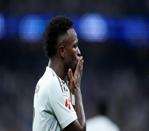 绿帽哥：某沙特俱乐部2亿镑报价维尼修斯，皇马已拒绝