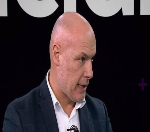 韋伯：達(dá)洛特對多庫的犯規(guī)不是紅牌，不能通過慢動作判斷