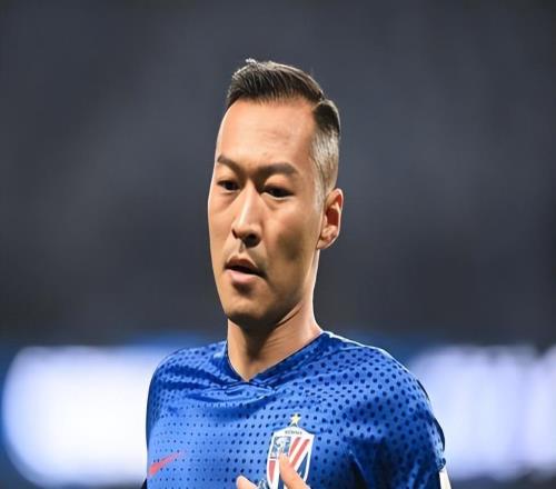 吴曦在申花热身赛爆发进球，用世界波敲开俄超劲旅大门，值得期待