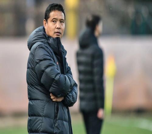 悄然转身！传迁湛江，张效瑞卸任佛山主帅，履新中超降级队总经理