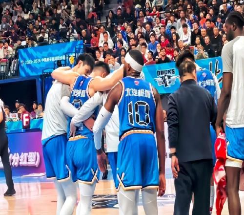 繼續(xù)補(bǔ)強(qiáng)！麥基遲遲不來，首鋼尋找新外援，曝俱樂部接觸杰佛森