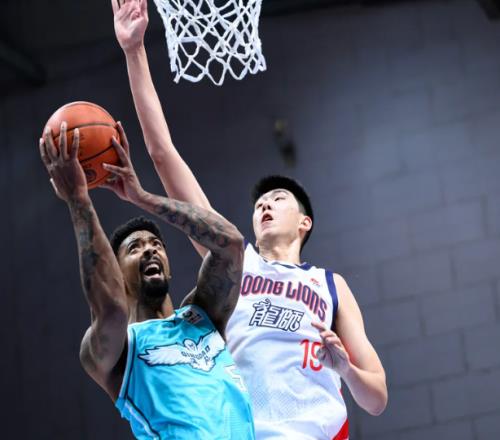 蓋帽CBA第1，籃板國內(nèi)球員第2，命中率78.7%！如此天賦杜鋒不會用