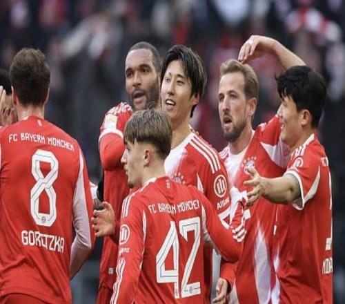 放松一下，圖片報(bào)：輸奧格斯堡后磁卡、比朔夫及卡爾現(xiàn)身夜店