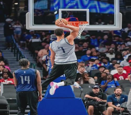 帶著母親遺願戰鬥12年，交易添頭成了隊魂