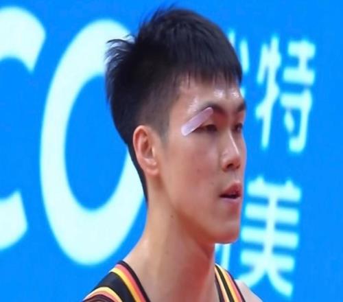 郭士強(qiáng)看呆了龐崢麟29+8無(wú)愧全明星先發(fā)在場(chǎng)+28該入國(guó)家隊(duì)否