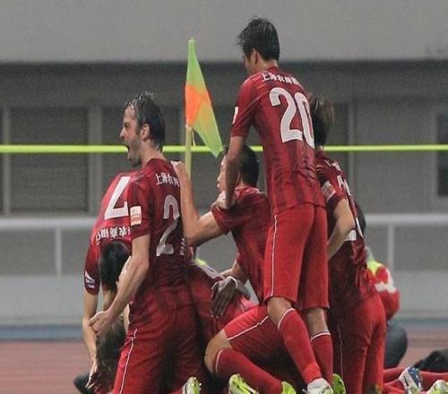 上港被罰5分依然比成都蓉城多1分冠軍不變！板子打得輕重剛合適