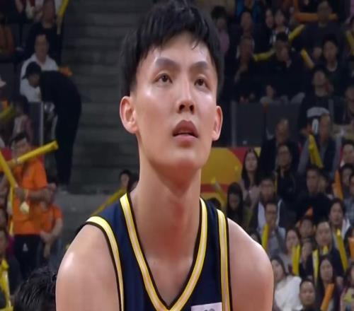 廣東3消息！朱芳雨重要決定，徐杰打?qū)幉◤?fù)出，焦泊喬傷情更新