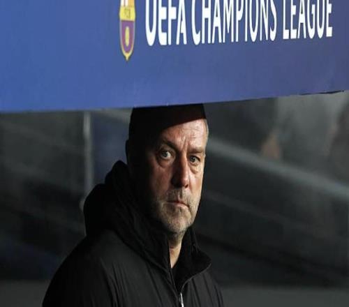 世體：巴薩更衣室內(nèi)真正的領(lǐng)袖是弗里克，他的管理堪稱典范