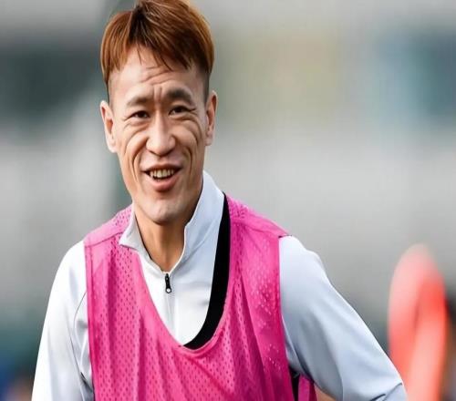 一戰(zhàn)3人1隊遭重罰！王棟躲球送制勝球，天津保級10年后被罰10分